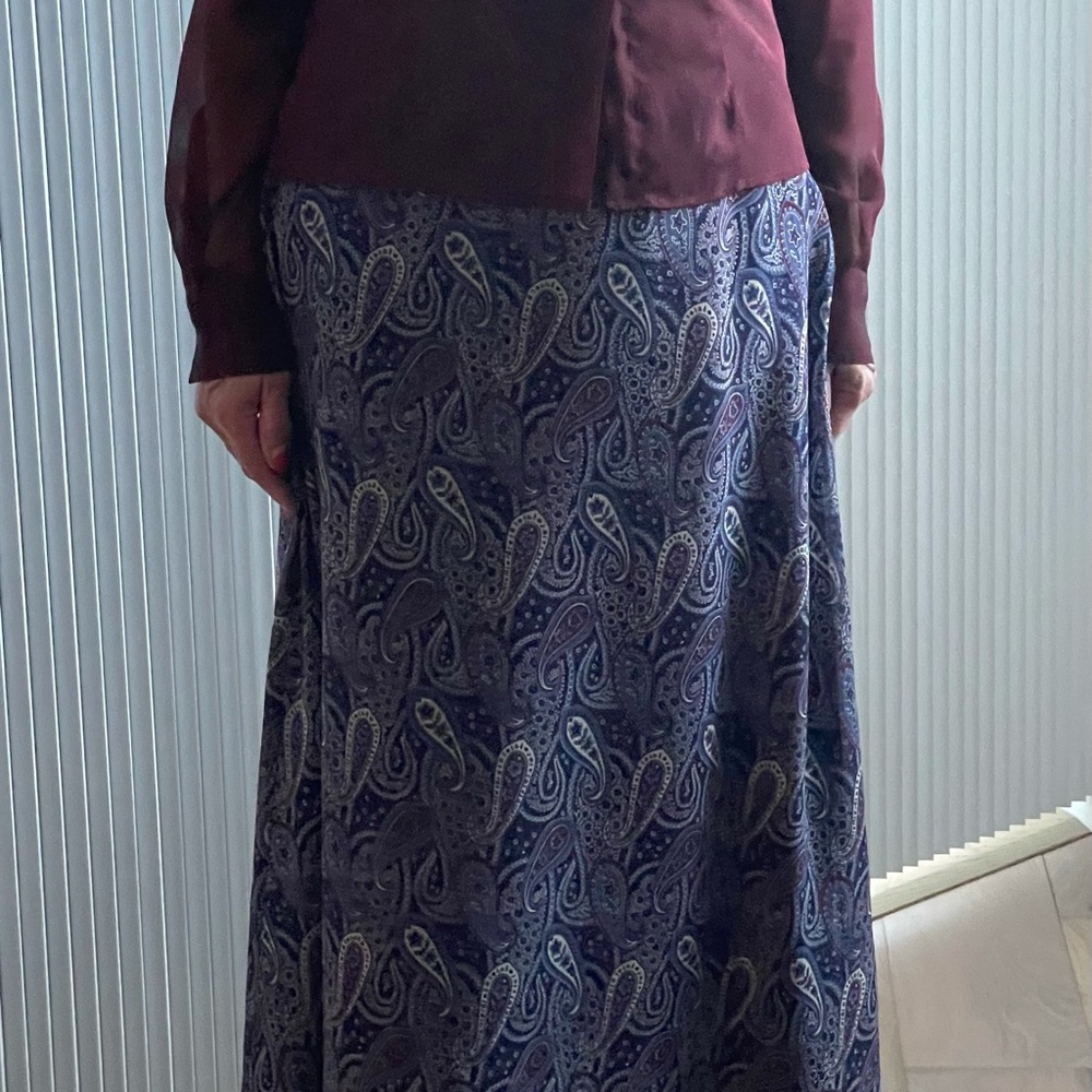 Long skirt and blouse to match